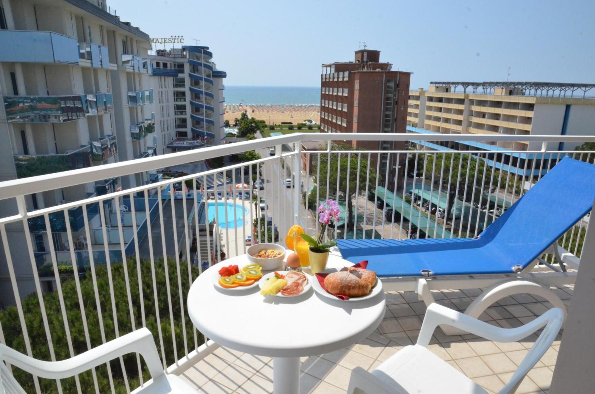 Hotel Luna Bibione Eksteriør billede